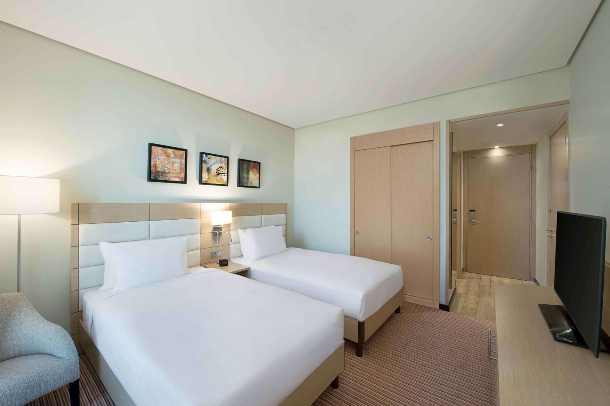 Hilton Garden Inn Al Khobar Exterior foto